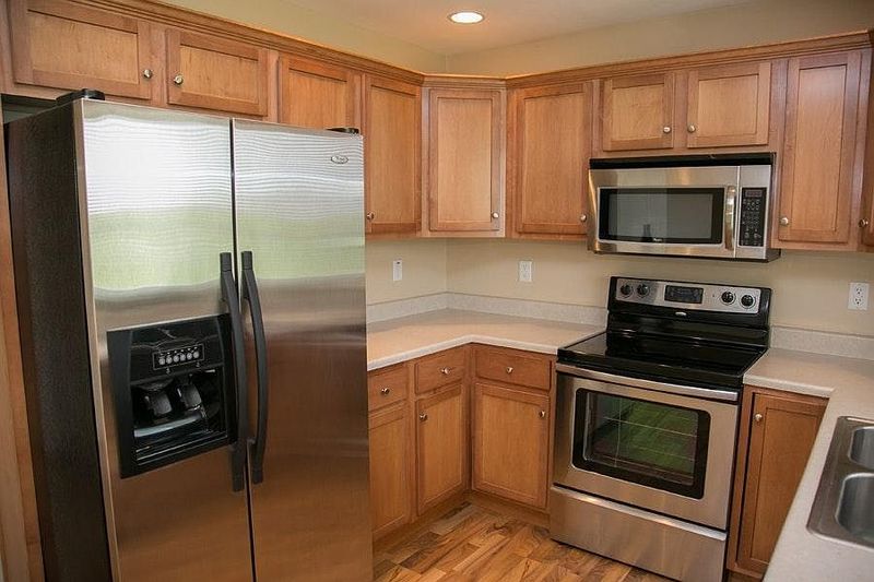 Bulky Over-Range Microwave Eyesores