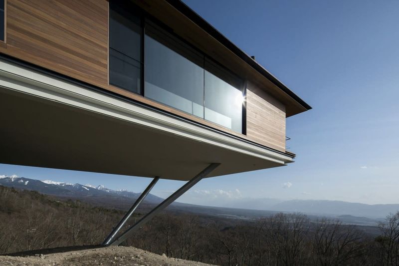 12 Of The Best Mountain-Style House Plans Combining Rustic And Contemporary Design - Decor Hint Cantilevered Ridge Home