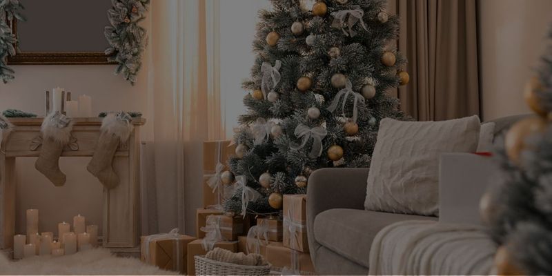 Stagers Share 13 Mistakes That Make Your Home Look Cheap (Plus What Makes It Look Bad On Top Of That) - Decor Hint Out-of-Place Seasonal Decor
