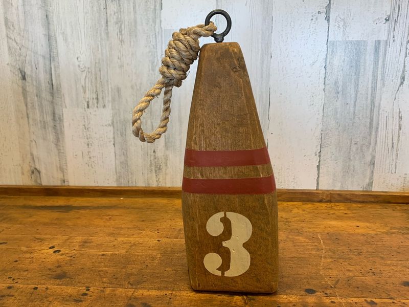Ohio Homes Adopting Coastal Style Curb Appeal Tips To Try - Decor Hint Rope-Accent House Numbers