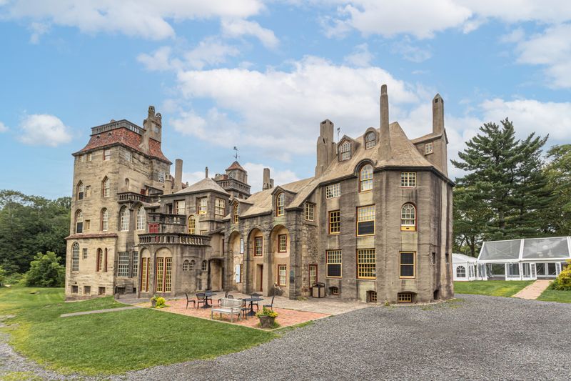 Exterior Architecture