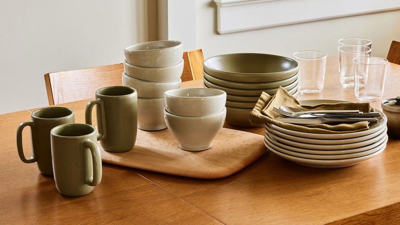 What Are 20 Must-Have Items For A Stylish Home, According To Interior Designers - Decor Hint Durable Dinnerware And Glassware