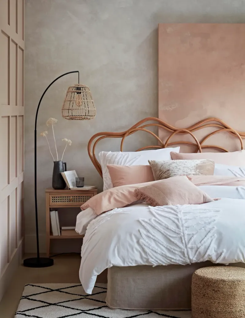 10 Colors to Make Your Home Look Expensive - Decor Hint Blush Pink