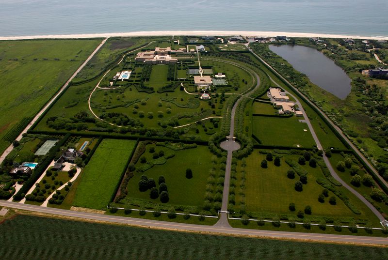 10 Biggest Houses That You Will Find In The US - Decor Hint Fair Field: Hamptons Mega-Compound