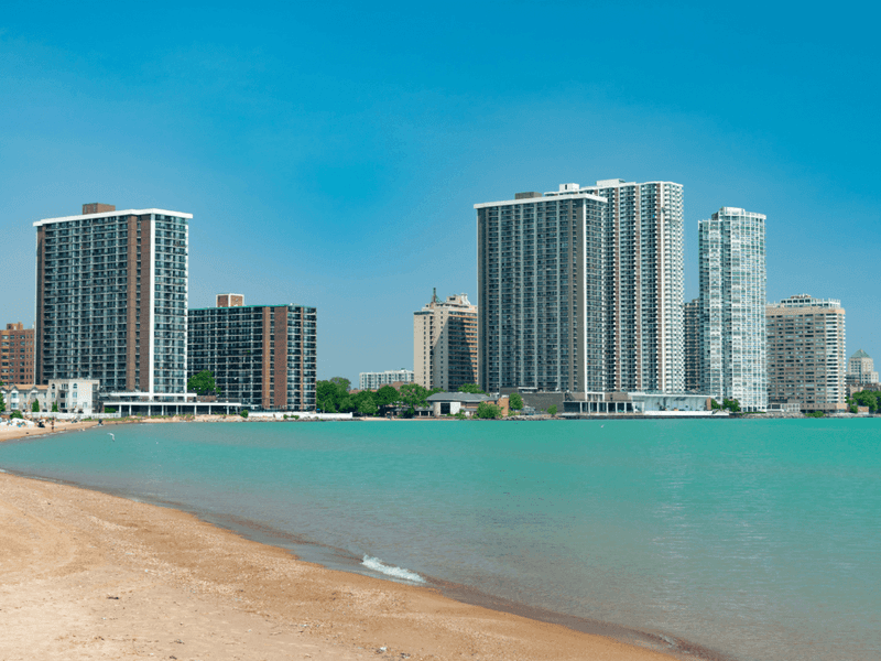 These 7 Apartments In Chicago Will Climb In Price Fast (+ 3 More) Before 2025 Wraps Up - Decor Hint Lakefront Condos In Edgewater