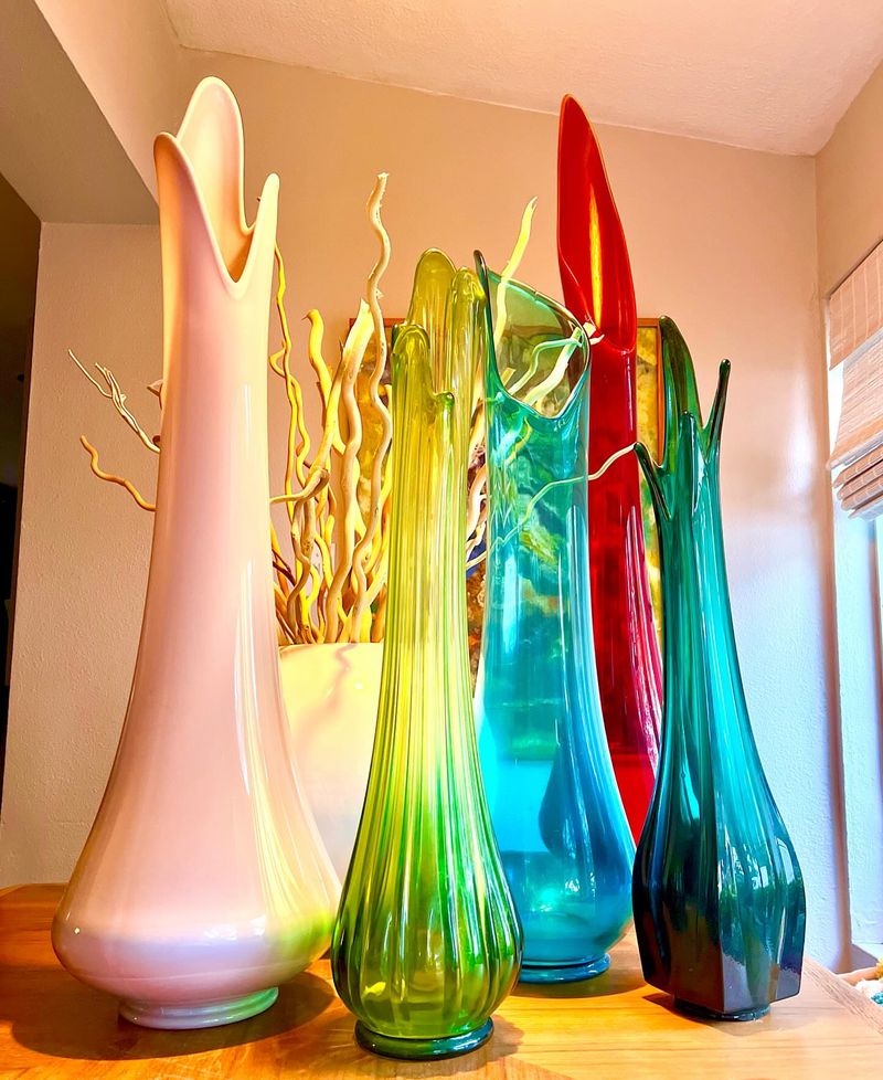 The 11 Retro Finds Mississippi Experts Say Are Hot Again And 9 Timeless Favorites - Decor Hint Colored Glassware
