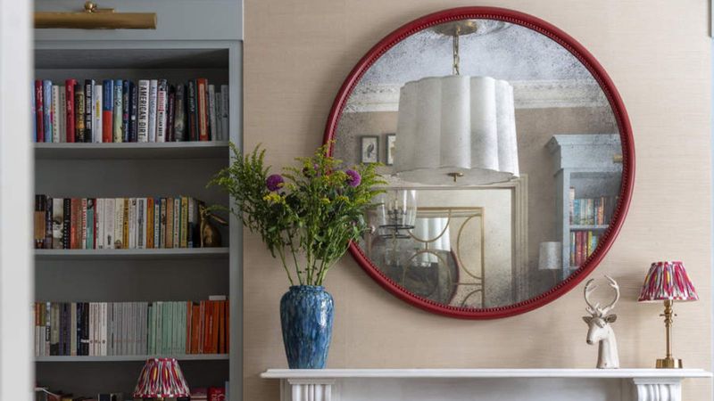 Arizona Thrifters Can't Get Enough Of These 15 Vintage Home Finds - Decor Hint Retro sunburst wall mirrors