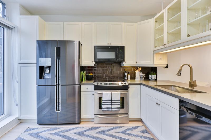 12 Inexpensive Ways To Makeover Your Kitchen, According To Designers - Decor Hint Roll Out A New Rug