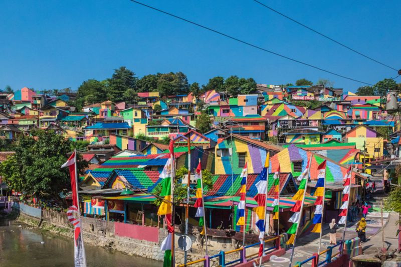 Kampung Pelangi Transformed From Slum To Spectacle