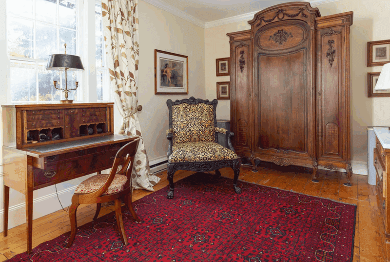 10 Antique Furniture Styles Seen All Over Arizona Homes This Year - Decor Hint Victorian Eastlake