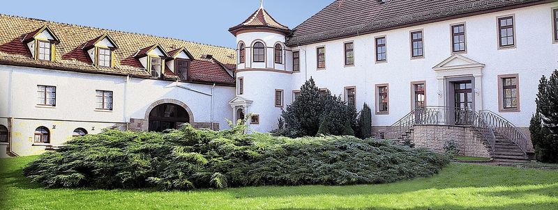 Exploring Marietta's History Through 13 Beautifully Preserved Home Exteriors - Decor Hint Frobel‑Knight‑Borders House