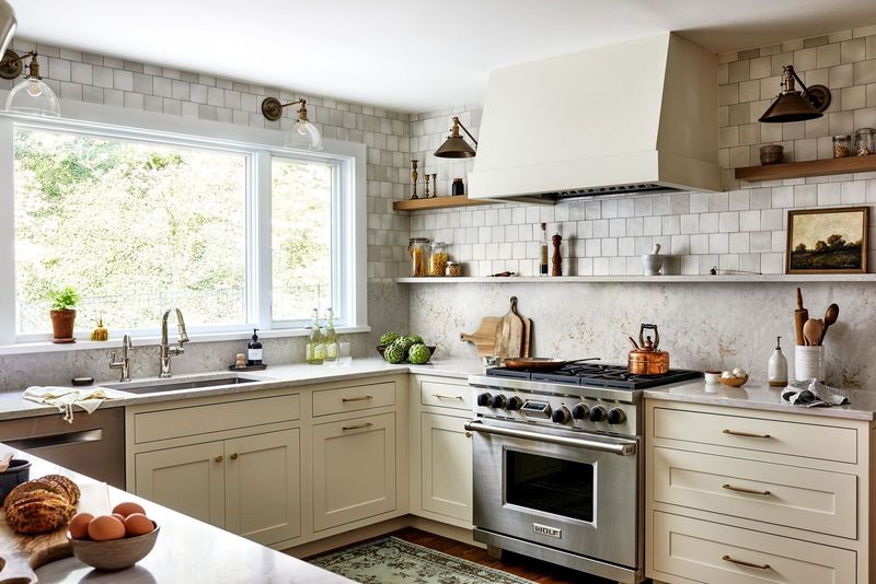 10 Details That Instantly Age North Carolina Kitchens (And 10 That Modernize) - Decor Hint Tile Countertops With Dark Grout