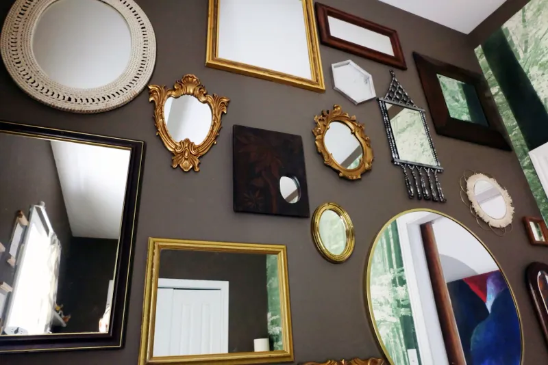 How To Style 14 Of The Most Common Items You'll Find At Thrift Stores In Your Home - Decor Hint Vintage Mirrors
