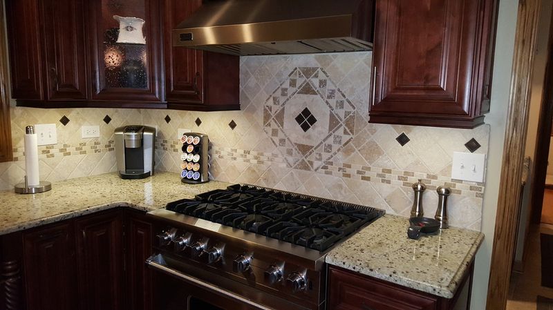 15 Kitchen Details That Should Warn Sellers About Buyer Turnoffs In St Louis - Decor Hint Faded Backsplash