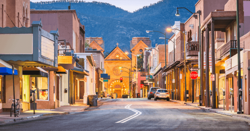 8 Types Of New Mexico Homes Poised For Price Drops And 6 That Could Surge By 2025 - Decor Hint Vacation Rentals Facing Regulation Changes