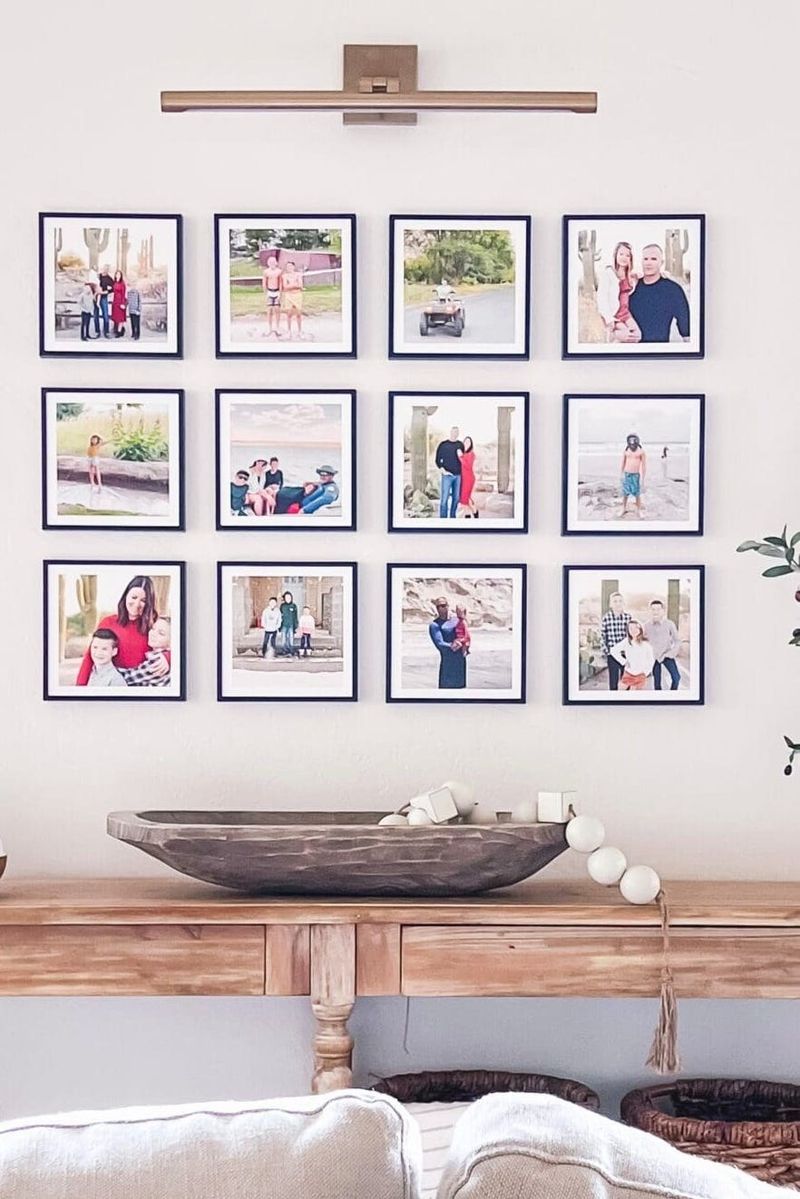 14 Wonderful Home Decor Ideas - Decor Hint Gallery Wall of Personal Photos