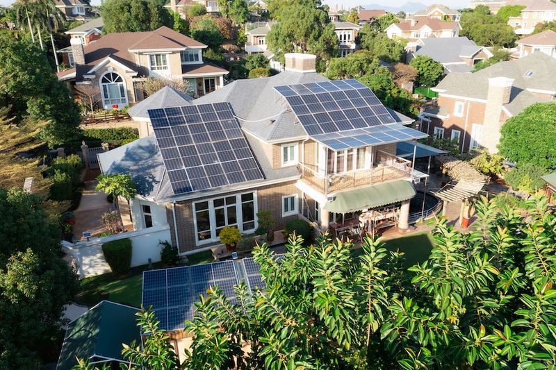 By Late 2025, These 6 California Homes Will Cost More, Especially These 4 Climbing Fast - Decor Hint Energy-Efficient And Sustainable New Builds