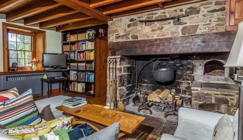 12 Pennsylvania Farmhouse Details That Instantly Feel Like Home - Decor Hint Stone Fireplace Hearths That Anchor The Room