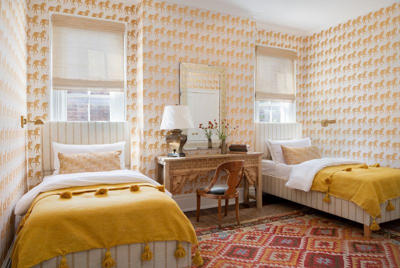 Pale Yellow - Sunshine Vibes