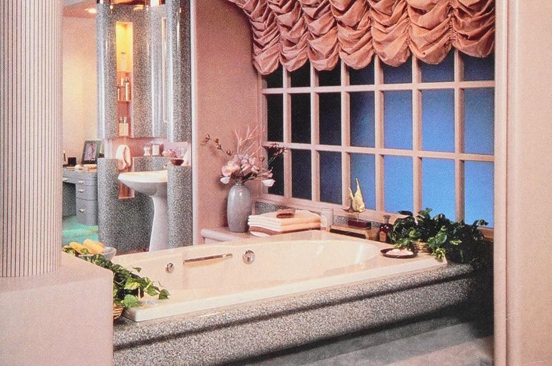 11 Once-Popular New York Home Styles That Won't Age Well - Decor Hint Oversized Jetted Tubs