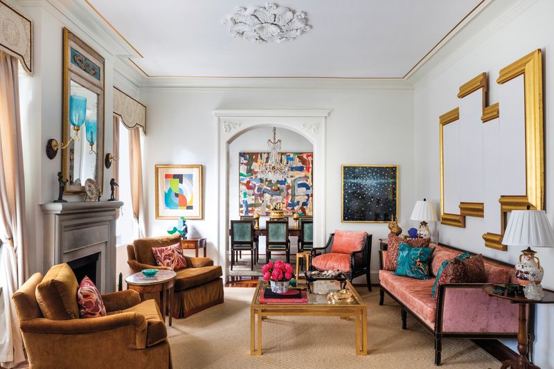 Too Much Southern Charm? 5 Overdone Georgia Decor Ideas, And 6 That Just Don't Work Anymore - Decor Hint Overstuffed Rooms