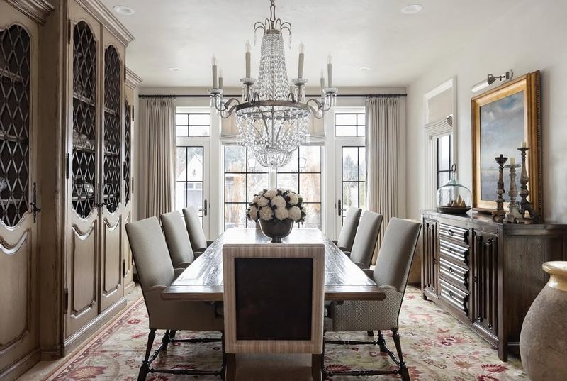 18 Features Buyers Are Starting To Avoid In Modern Homes - Decor Hint Formal Dining Rooms