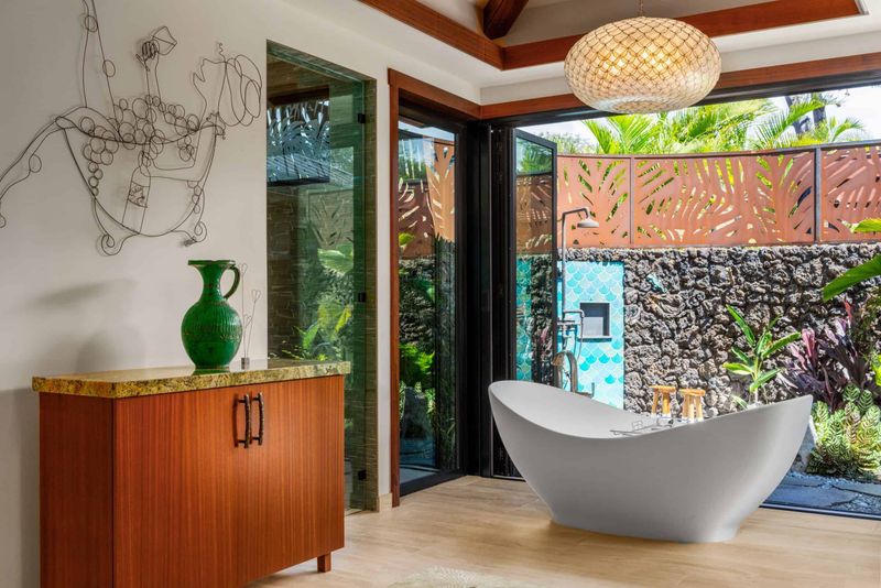 16 Design Tricks From Oregon's Eco-Friendly Tiny Homes - Decor Hint Outdoor Bathing Connected To Nature