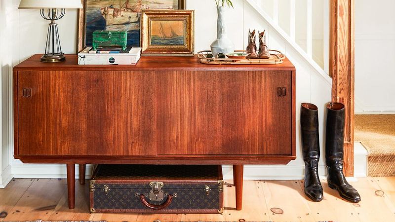 Fragile Decorative Items