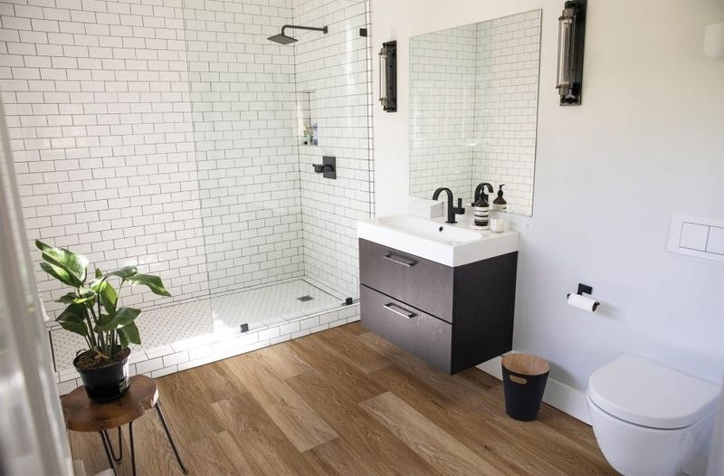 4 Outdated Boomer Home Features And 4 That Are Surprisingly Trending Again - Decor Hint Carpet in Bathrooms Has Finally Disappeared