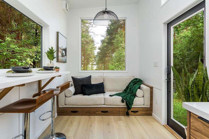Tiny Homes: Big Benefits In Small Spaces - Decor Hint Simplified Living and Less Clutter