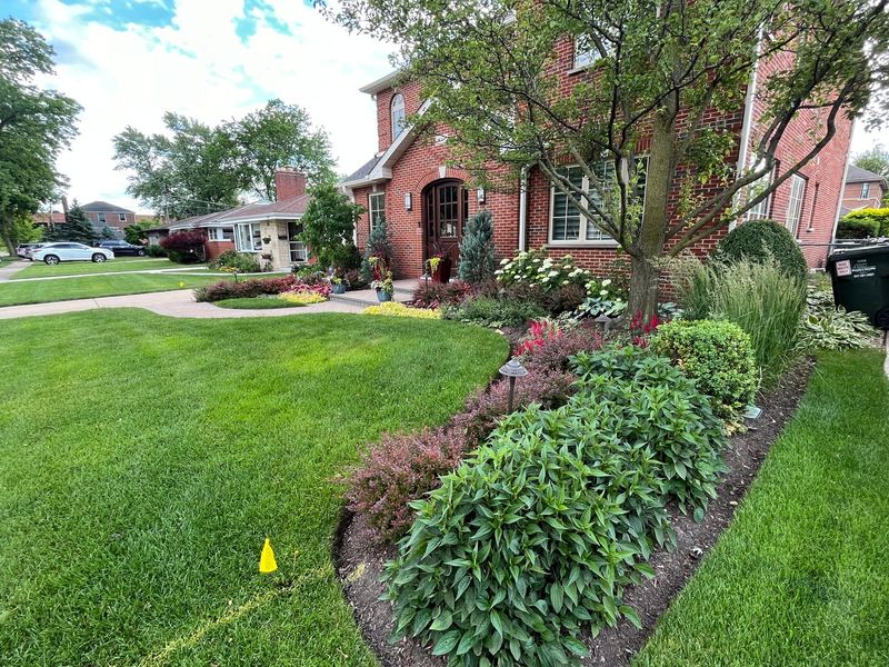 8 Improvements Under $500 That Will Boost Home Value Before Selling - Decor Hint Strategic Landscape Refresh