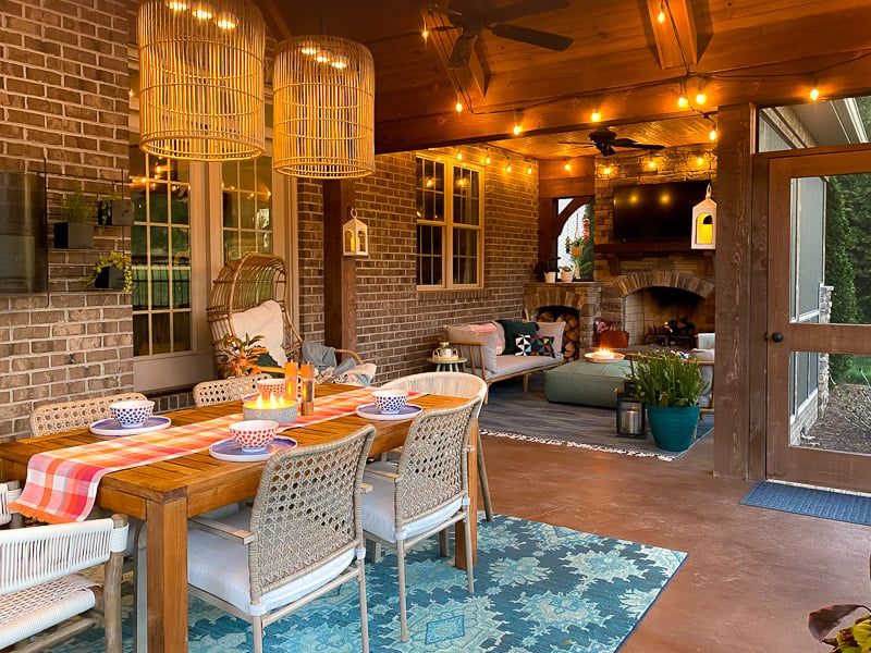 24 Screened-In Porch Ideas That Will Make Your Home The Ultimate Retreat - Decor Hint String Lights for Soft Ambiance