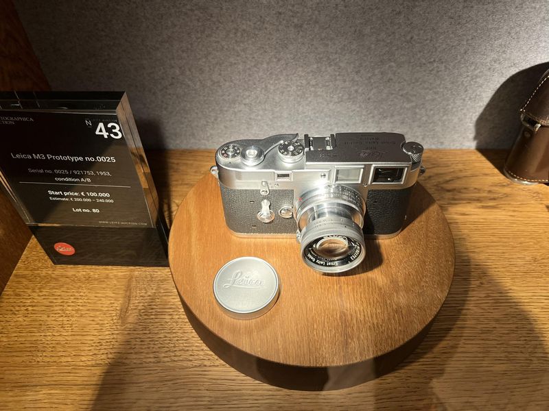 12 Antique Styles Set To Rise In Value By 2025 (And 8 That Are Fading Fast) - Decor Hint Vintage Photography And Cameras