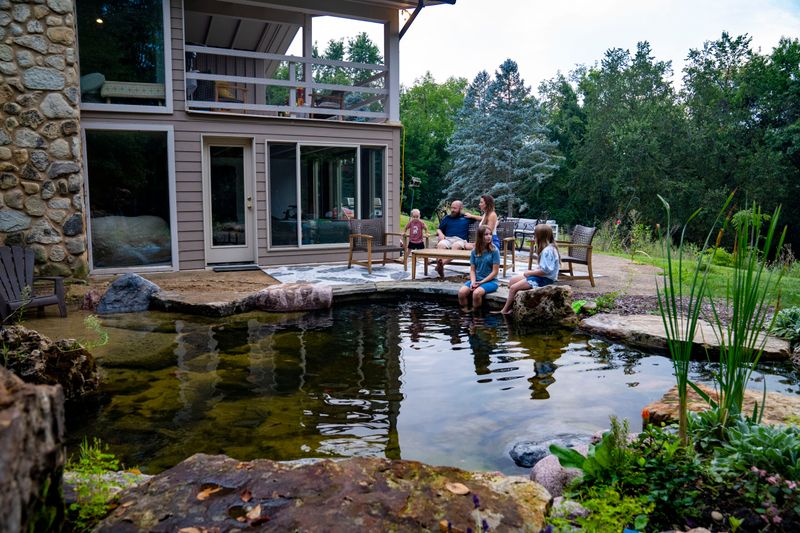 Discover The Outdoor Designs Making Maryland Neighborhoods Feel Like Home - Decor Hint Chesapeake-Inspired Water Features