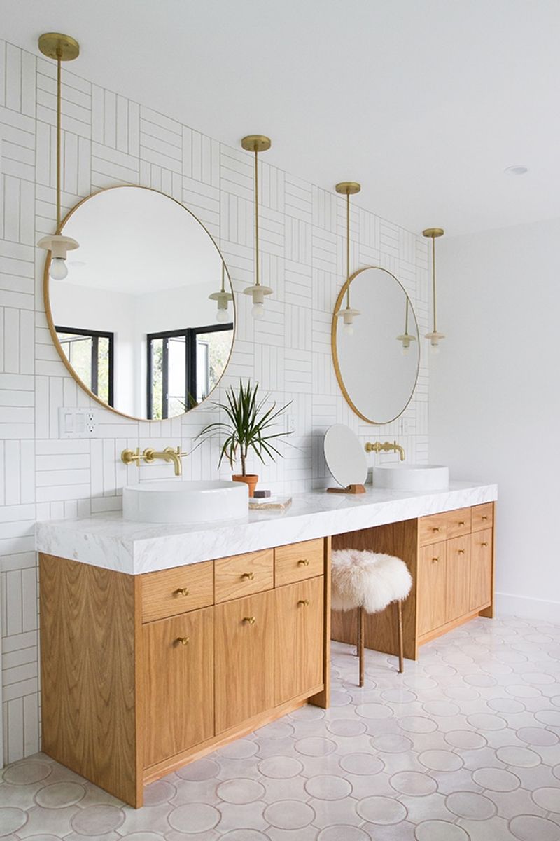 Inside 12 Modern Trends Iowa Experts Warn Against And 7 That Lost All Appeal - Decor Hint Vessel Sinks