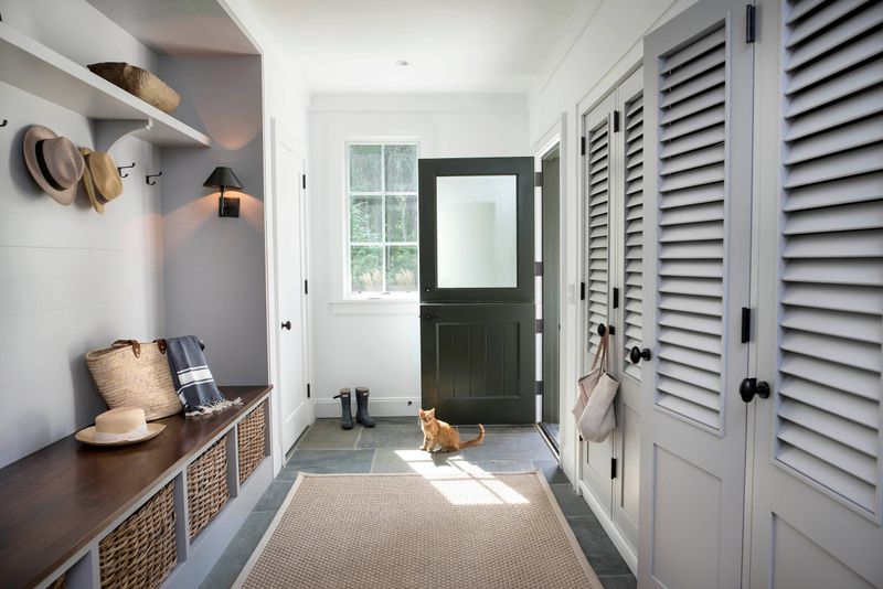 10 Decorating Trends In Pennsylvania Homes That Still Hold Strong (And 3 That Didn't Stand The Test Of Time) - Decor Hint Dutch Doors Welcome Visitors with Charm