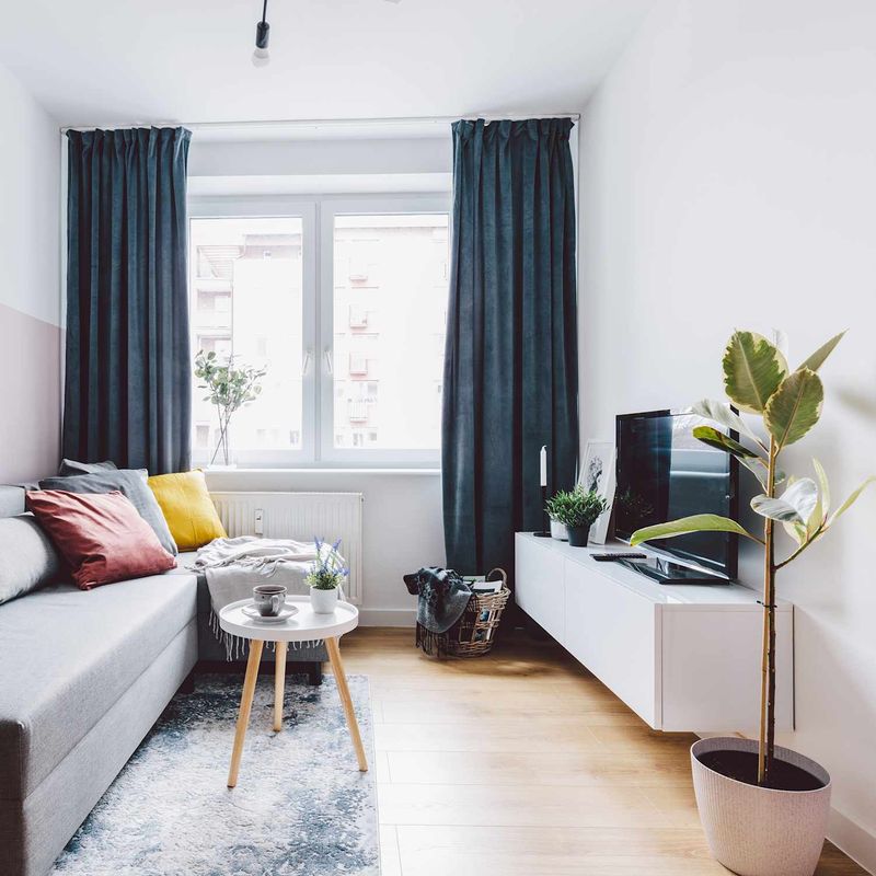 13 Styling Errors That Lower Your Home's Appeal According To Stagers Plus More Design Don'ts - Decor Hint Oversized Furniture in Small Spaces