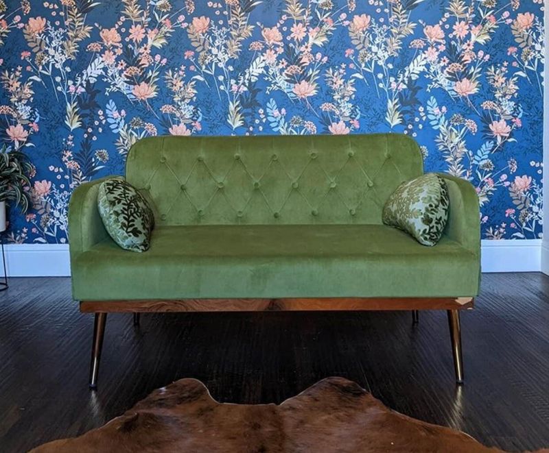 Rediscover 7 Pieces From Boomer Homes That Colorado Designers See Trending And 5 Always Chic Picks - Decor Hint Retro Velvet Sofas