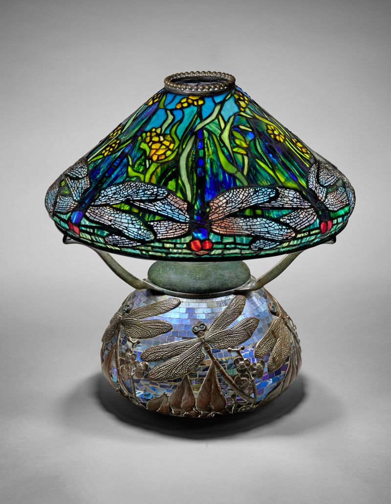 9 Antiques New York Collectors Are Betting On And 9 You Might Regret Keeping - Decor Hint Art Nouveau & Deco Items