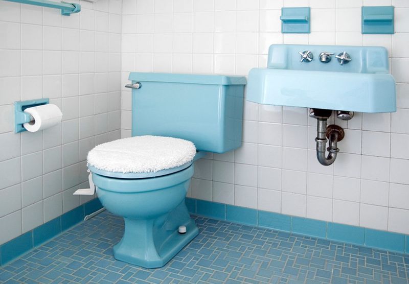 22 Things Every '80s Home Had Whether You Wanted Them Or Not - Decor Hint Pastel Bathroom Fixtures