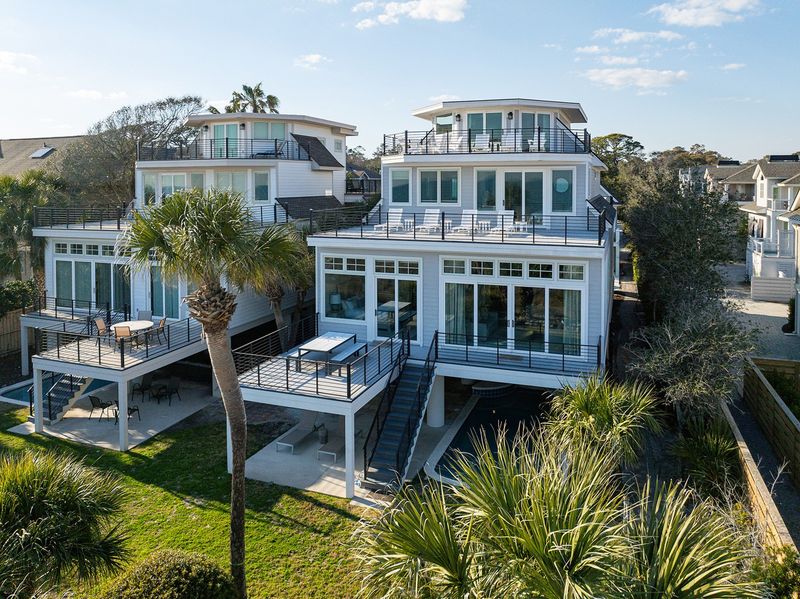 How Denver's Homes Are Embracing Coastal Curb Appeal: 10 Ideas To Try Now - Decor Hint Soft Blue and White Color Schemes