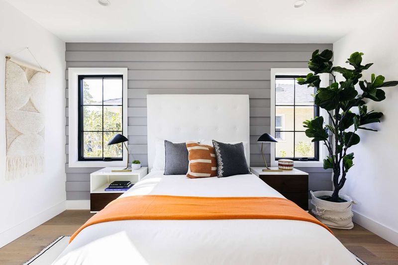 Say Goodbye To These 11 Farmhouse Fads And Please Ditch These 6, Too - Decor Hint Shiplap Walls