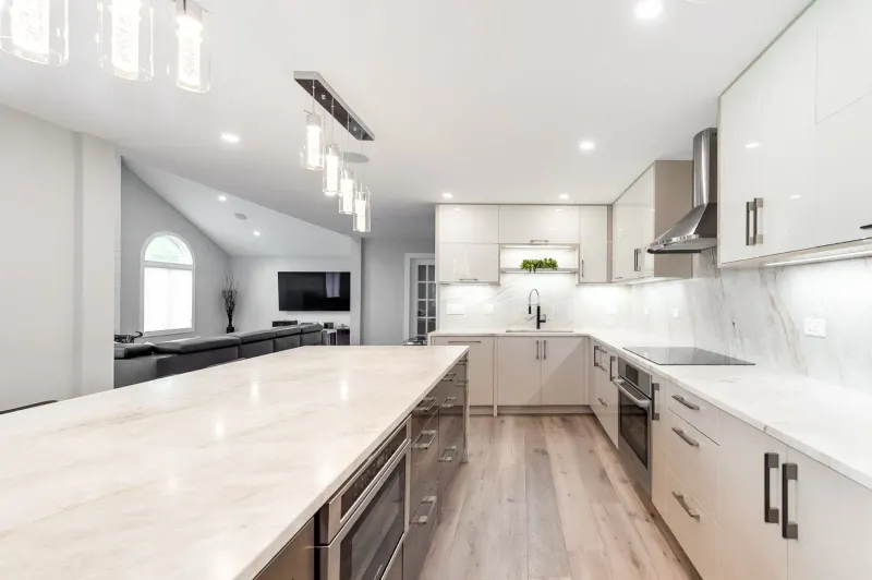 10 Kitchen Styles Decreasing In Alabama And 9 That Stay In Use - Decor Hint Overly Glossy Cabinets