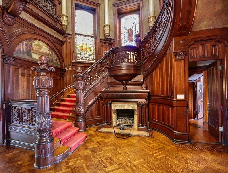 Grand Staircase