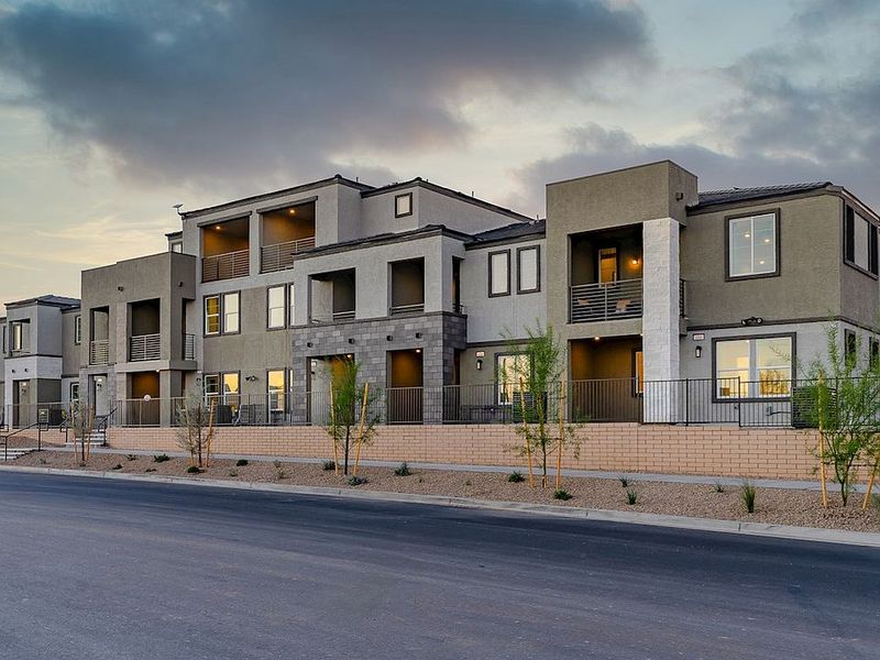 9 Home Types Losing Value In Henderson By 2025 And 10 Set To Skyrocket - Decor Hint Modern Townhomes Near New Developments