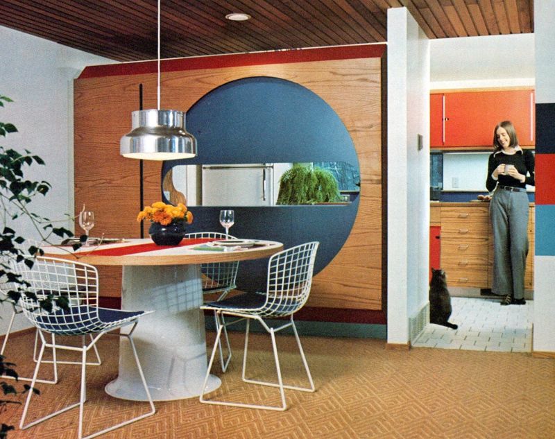 16 Vintage 1970s Kitchen Designs That Will Make You Feel Nostalgic - Decor Hint Pass-Through Kitchen Windows