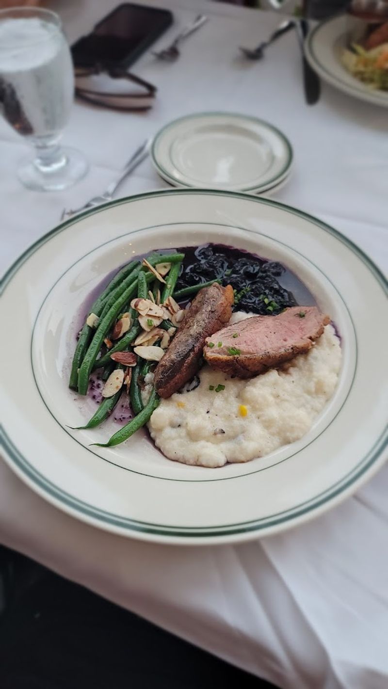 The Magnolia Room - Cape May