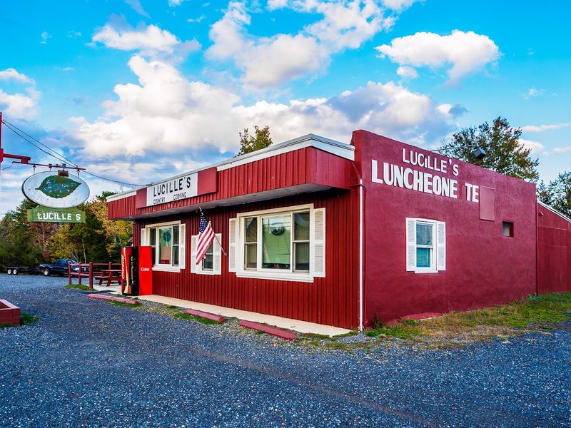 A No-Frills Roadside Spot With Real New Jersey Character