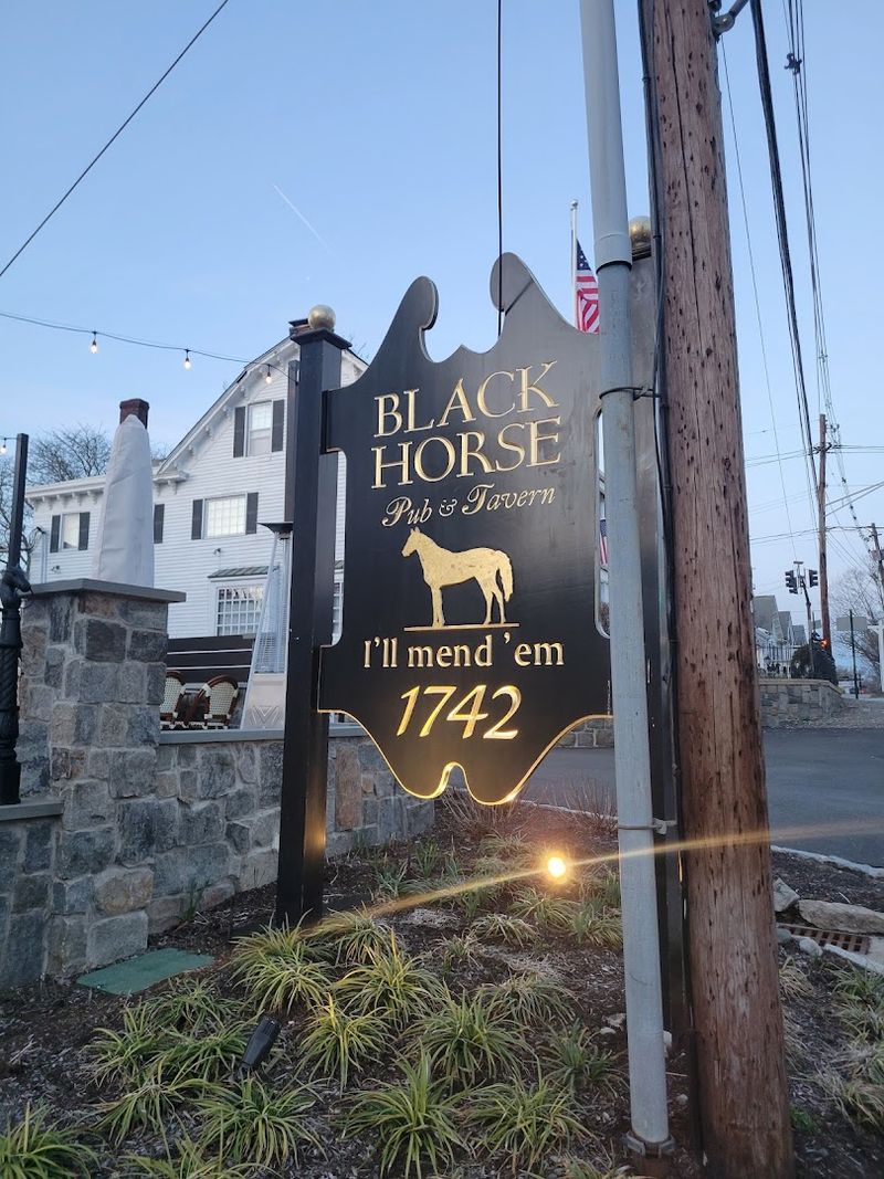 The Black Horse Tavern & Pub - Mendham