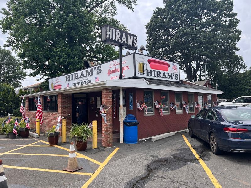 Hiram&rsquo;s Roadstand (Fort Lee)